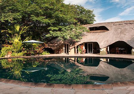 Bayete Guest Lodge Виктория Фолс Екстериор снимка