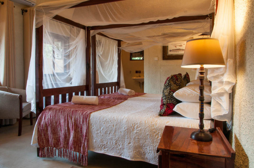 Bayete Guest Lodge Виктория Фолс Екстериор снимка