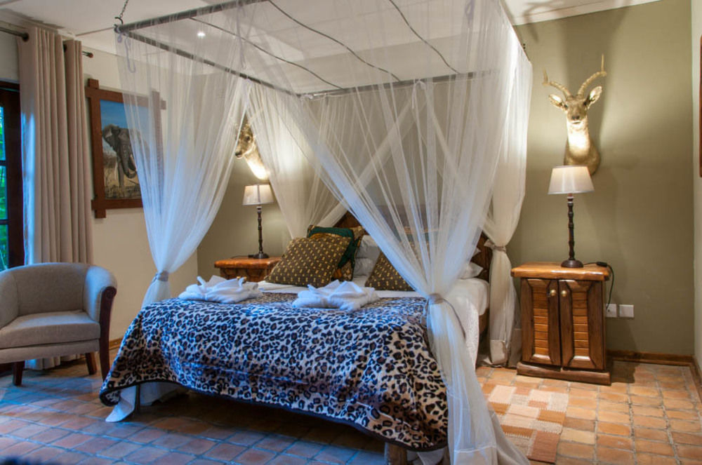 Bayete Guest Lodge Виктория Фолс Екстериор снимка